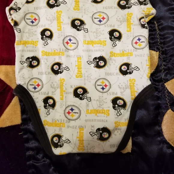 Steelers 0-3 Girl or Boy Onesie - Picture 4 of 6